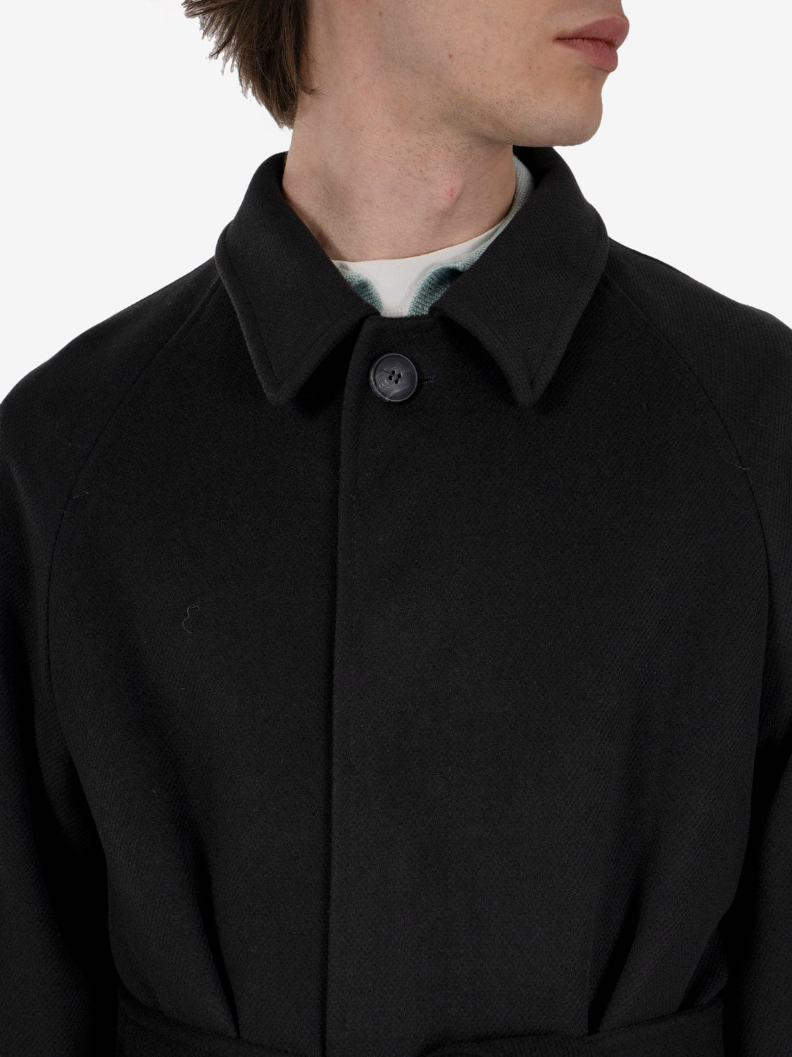 Arthur coat with raglan shoulders black