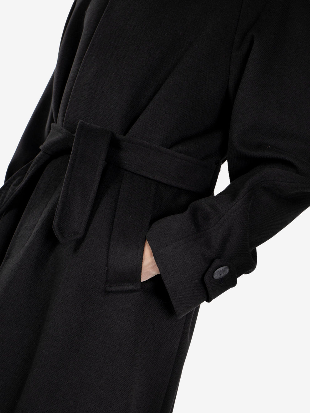Arthur coat with raglan shoulders black