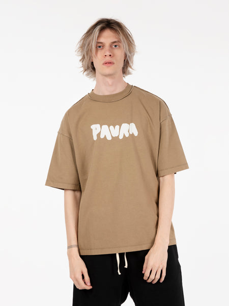 T-shirt over bold mud