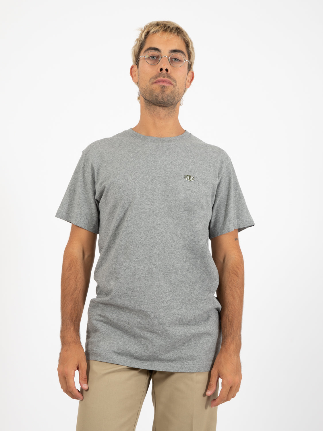 DEUS - T-shirt Shield Standard Tee Grey Marle | STIMM