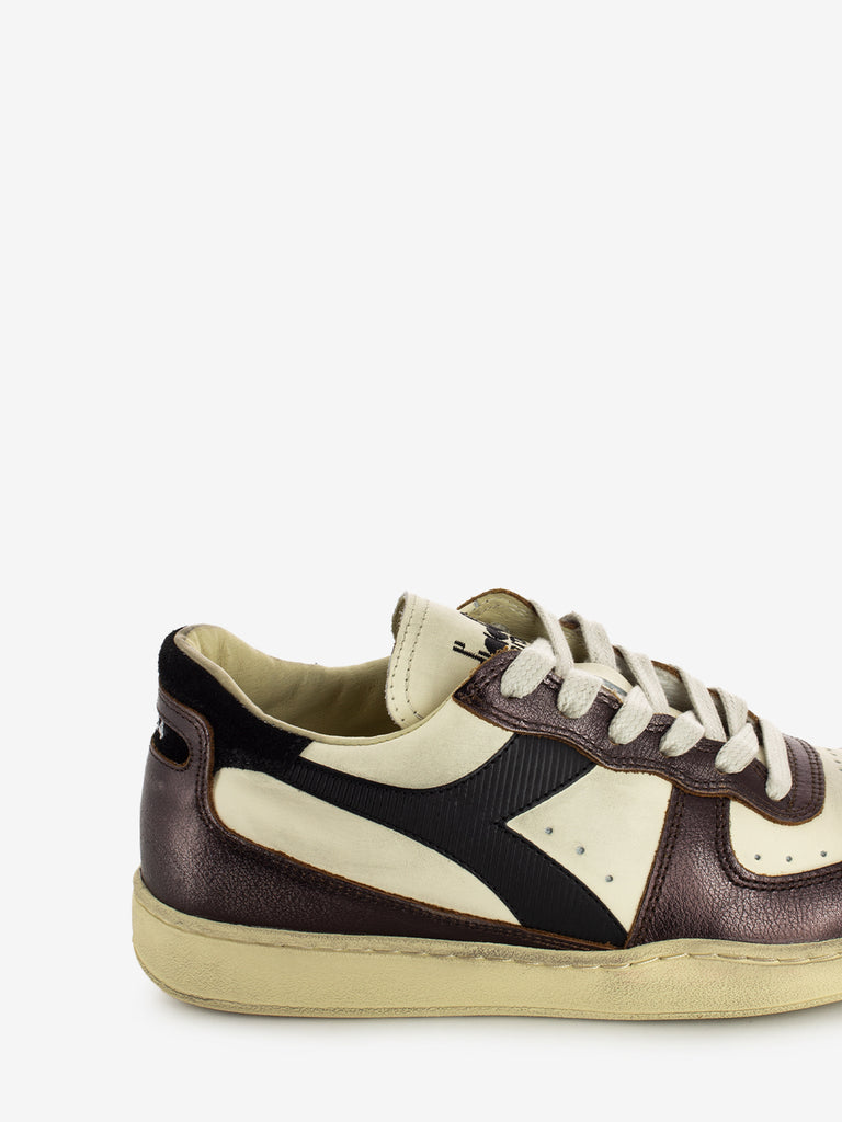 DIADORA HERITAGE - Sneakers MI basket low metallic dirty beige