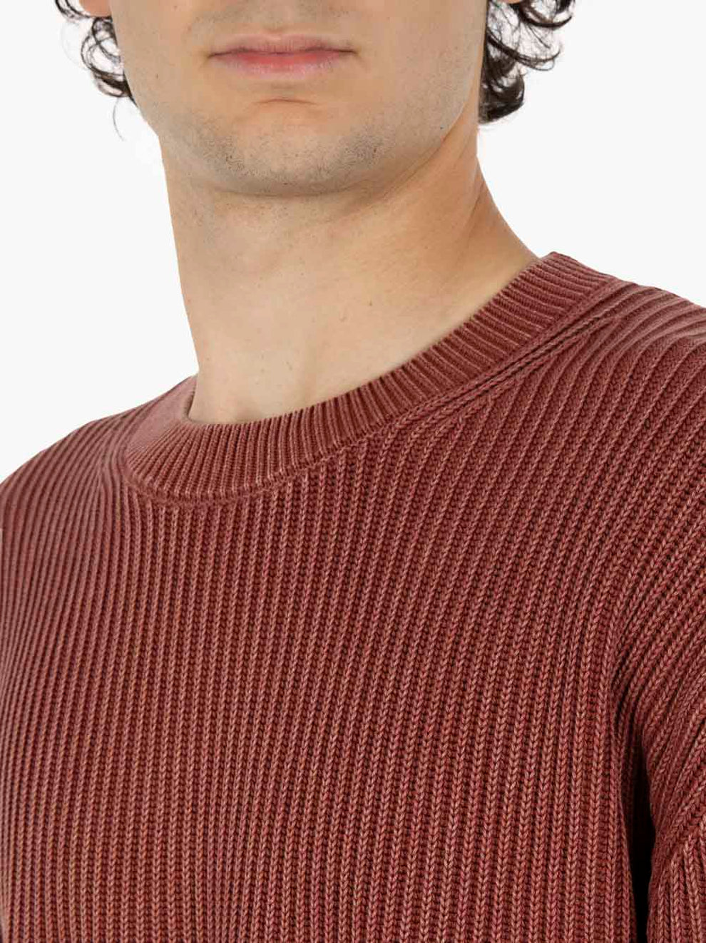 Crew Neck acid wash red