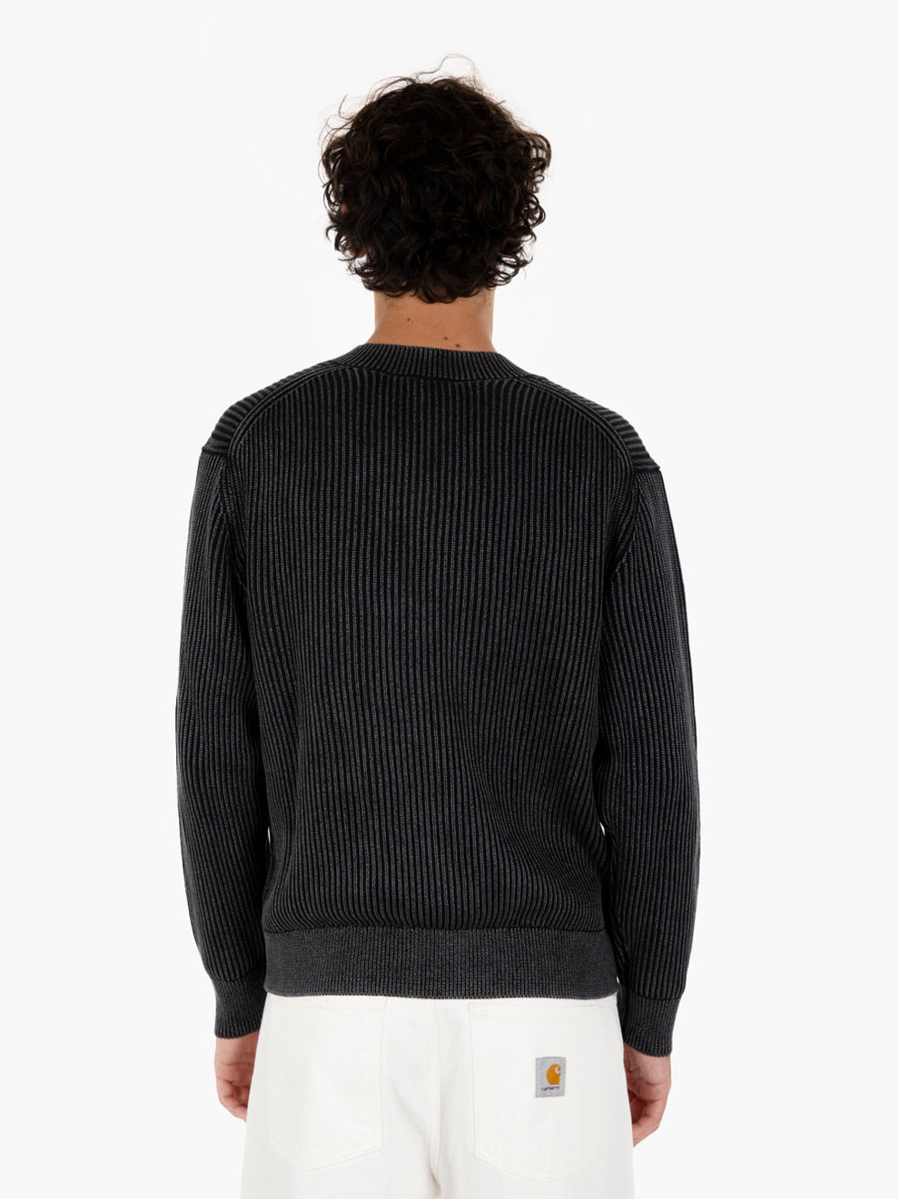 V-Neck wash black