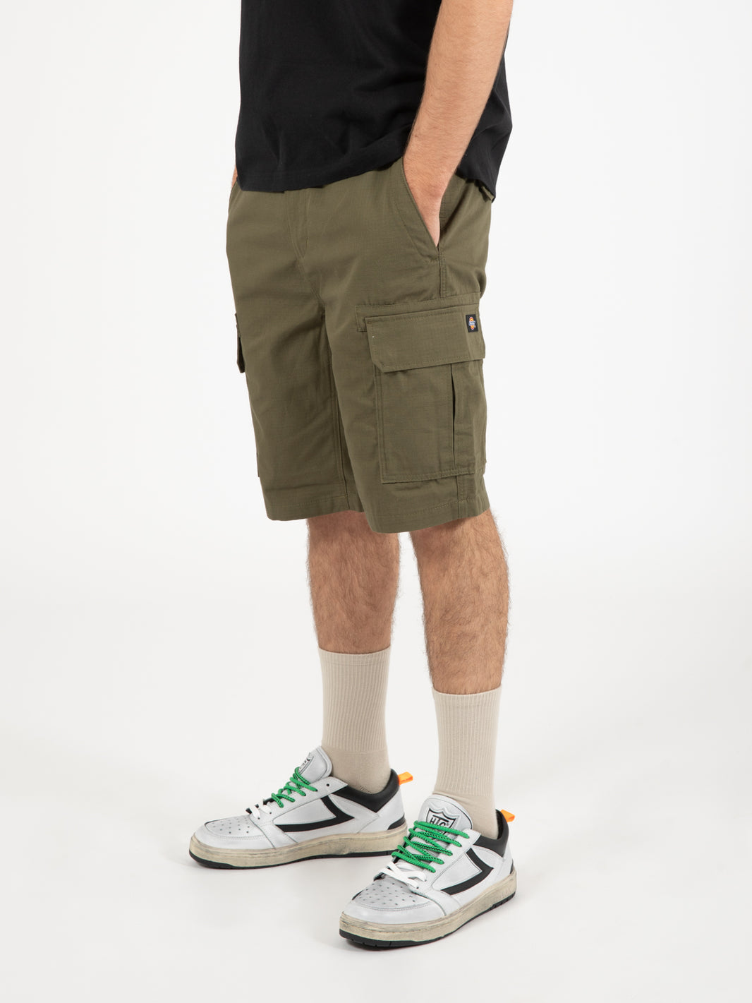 Short Millerville military green