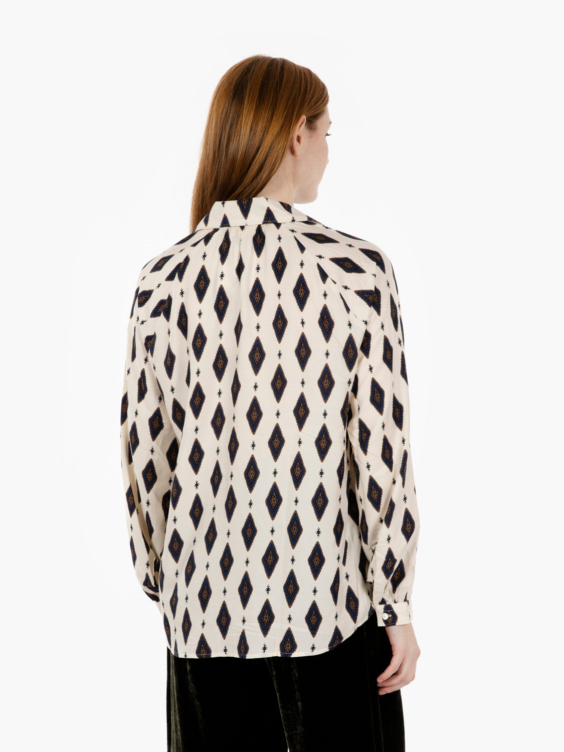 Ivory/dark brown diamond pattern shirt