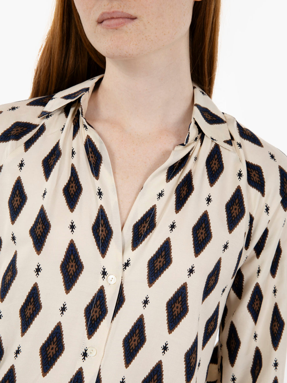 Ivory/dark brown diamond pattern shirt