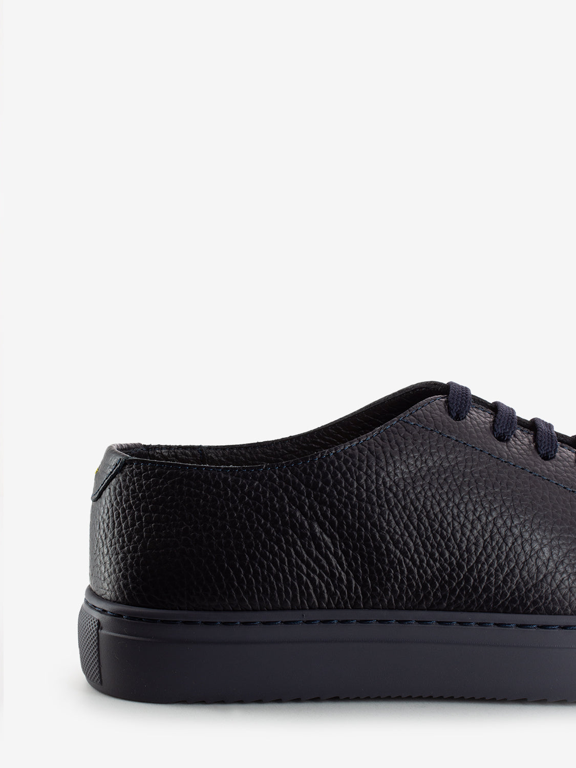 Roger Night Sneakers