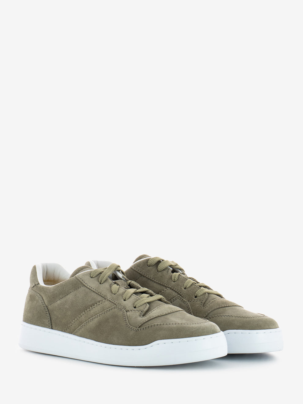 Wash nut sneaker with white sole