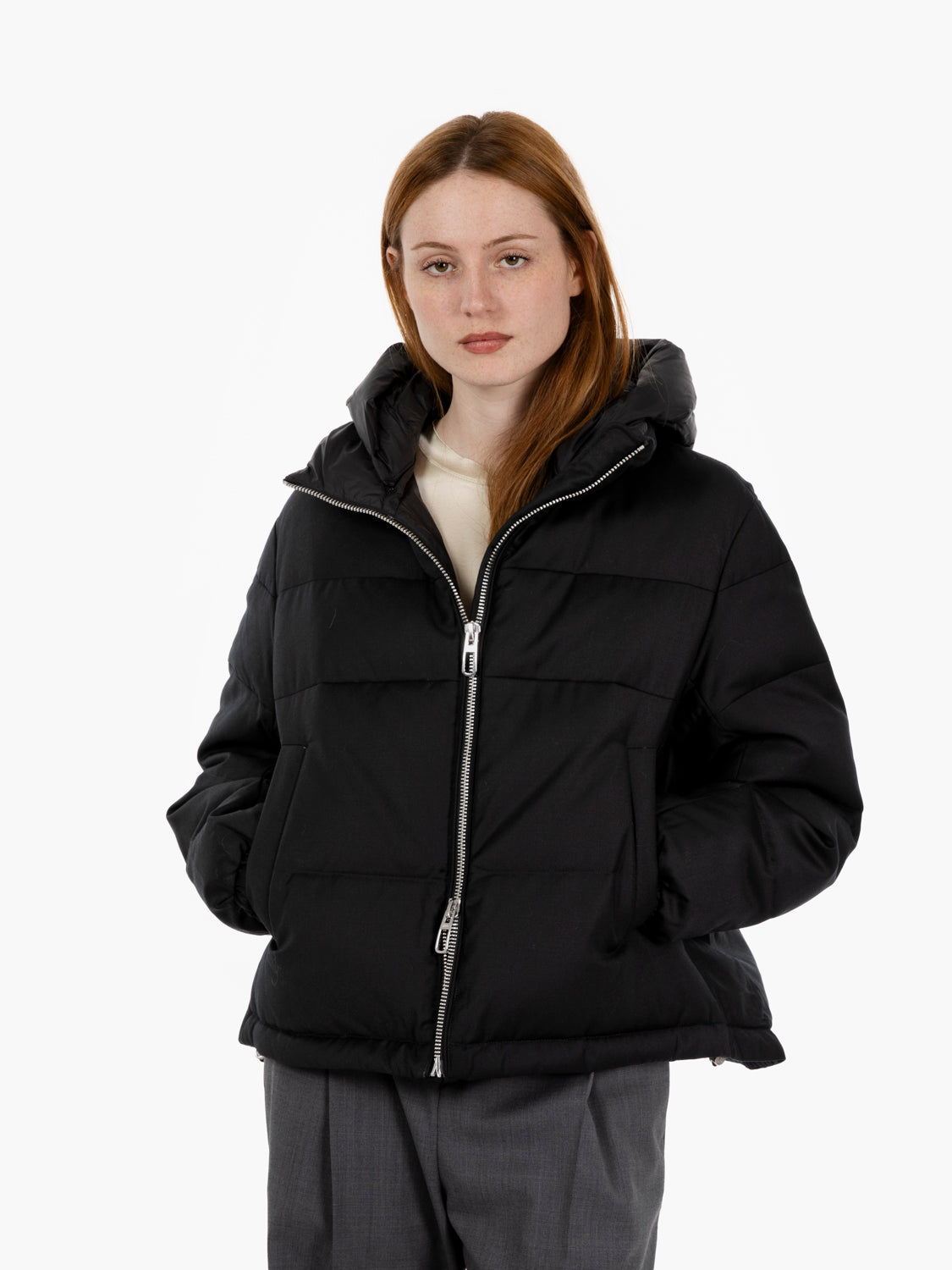 Piumino corto in lana Lora nero