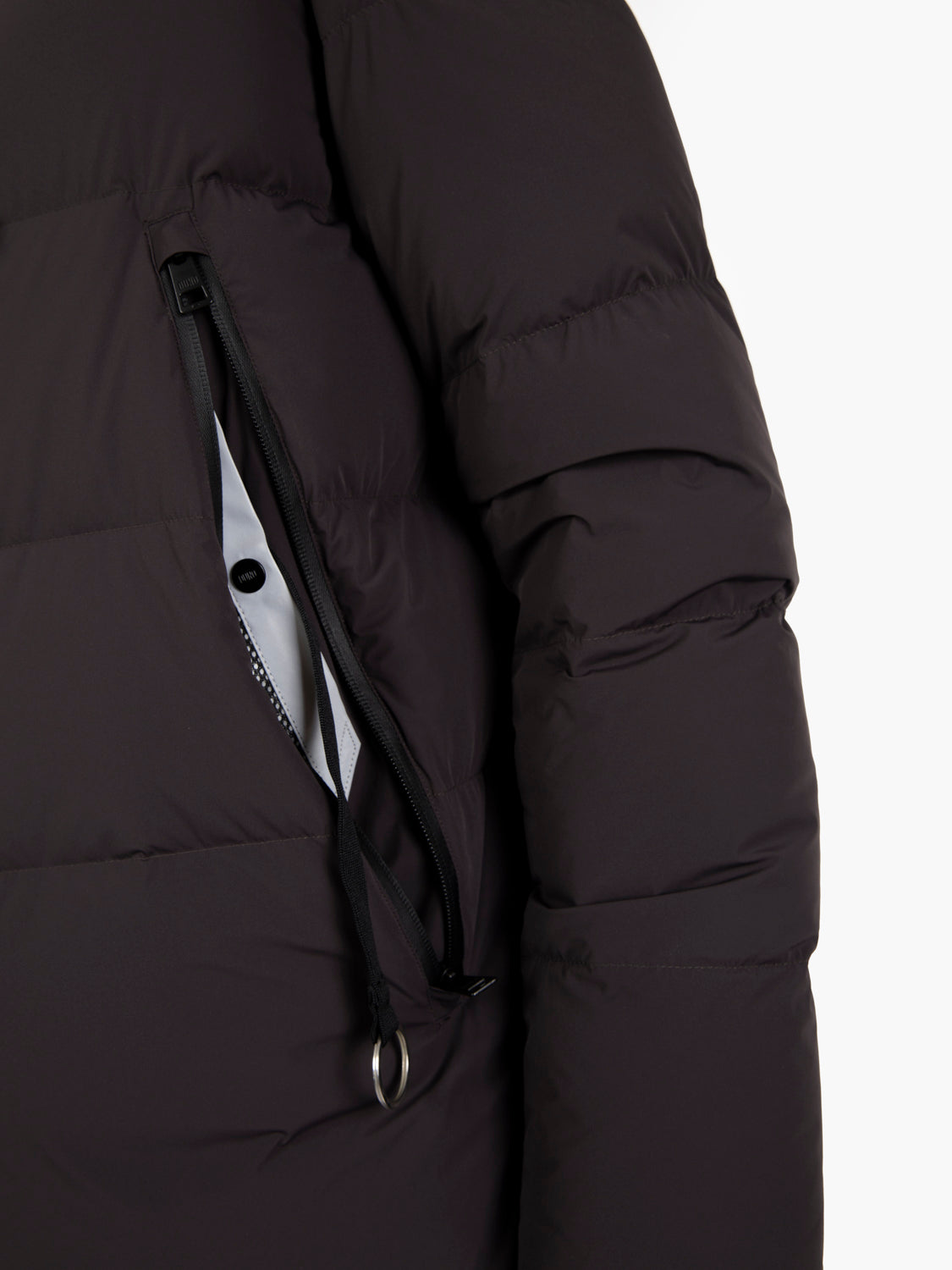 Piumino packable trapuntato con cappuccio marrone