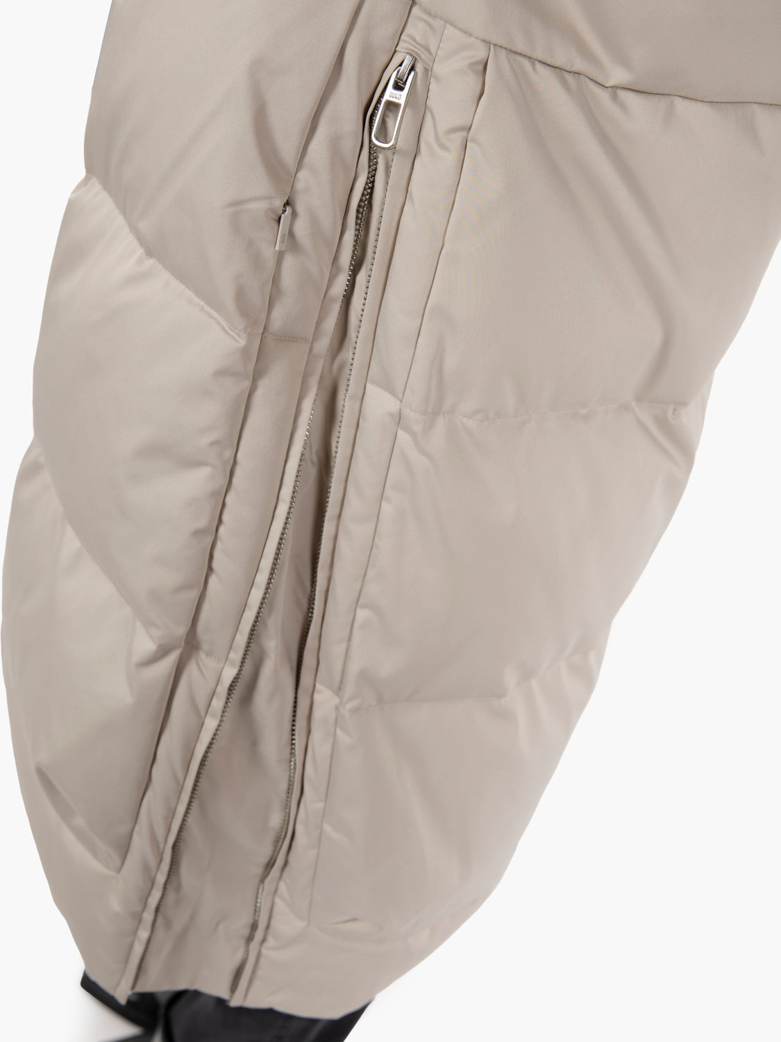 Talia white quilted down jacket