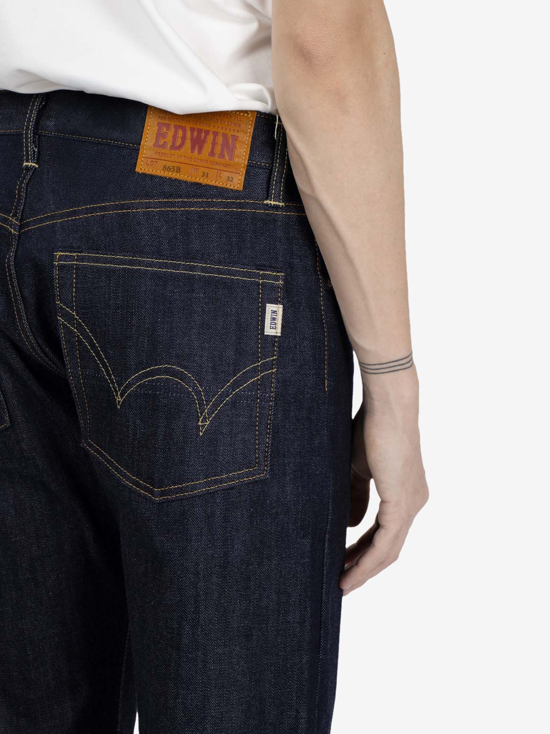 Nashville blue unwashed jeans