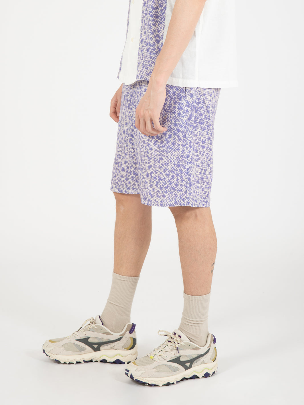 Leo shorts Whisper white