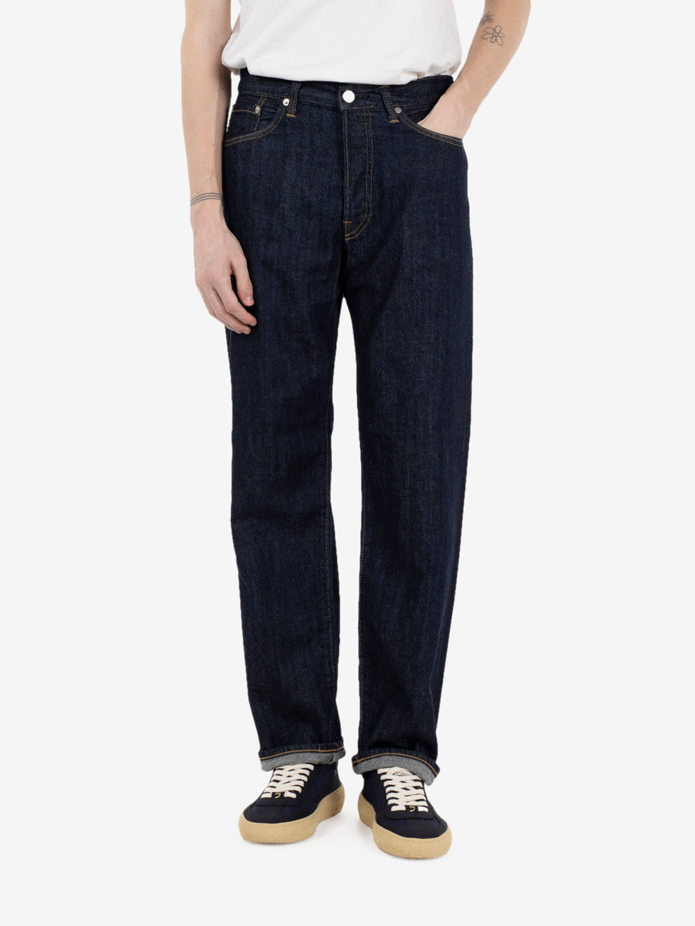 Loose fit rinsed blue jeans