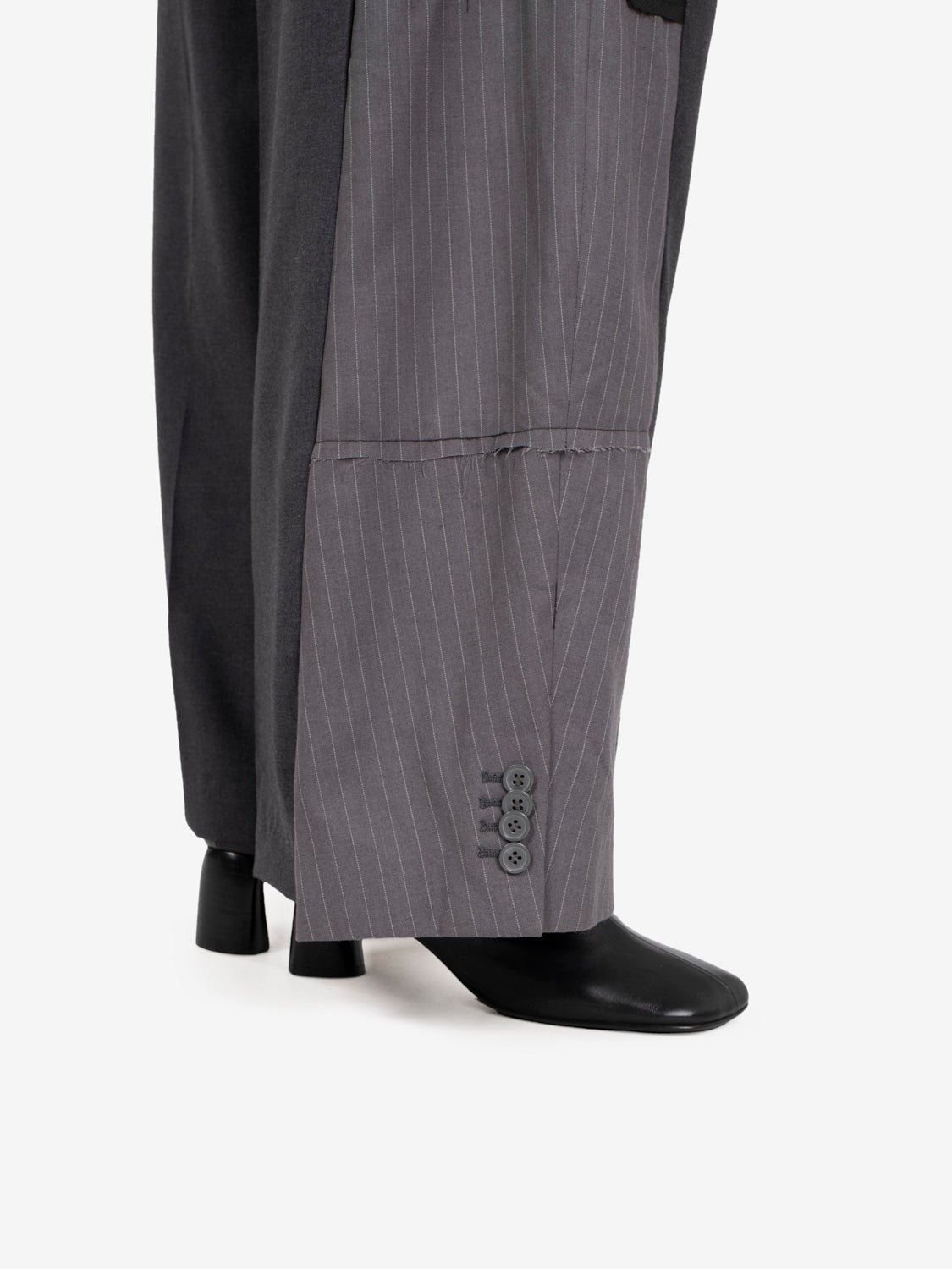 Pantaloni patchwork con pinces grigio