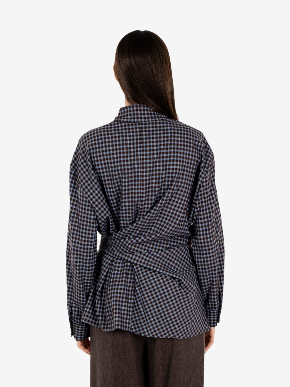 Knotted brown/light blue plaid shirt