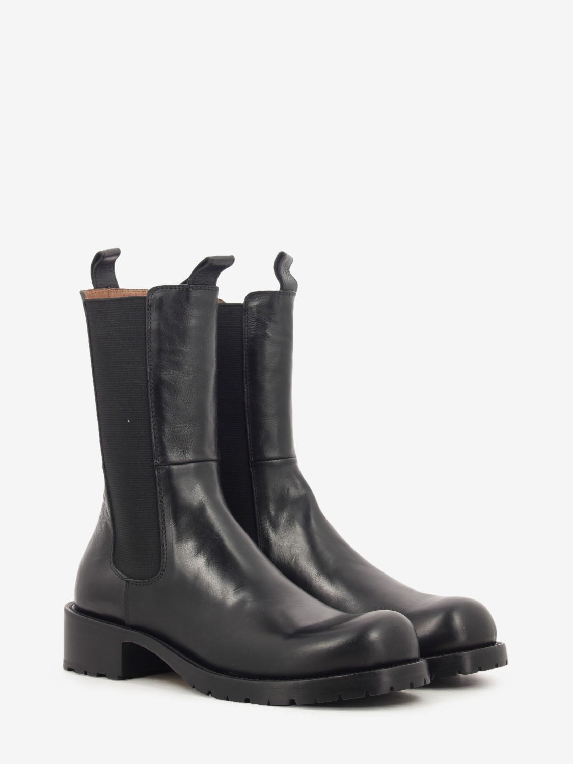 Todi black leather Chelsea boots