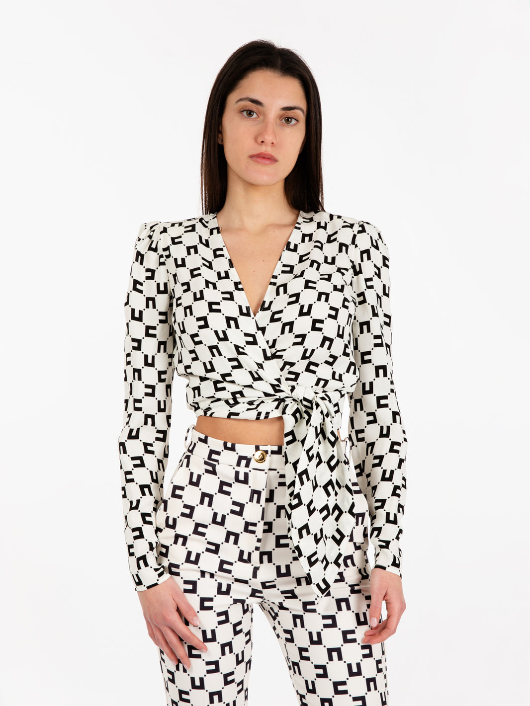 Camicia cropped con nodo burro / nero