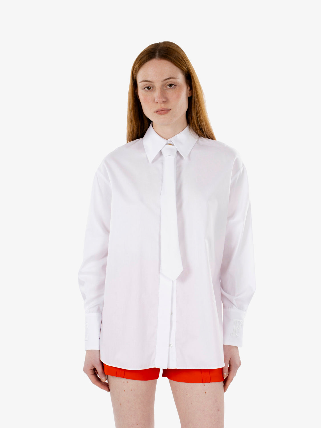 Camicia in cotone con cravatta bianca