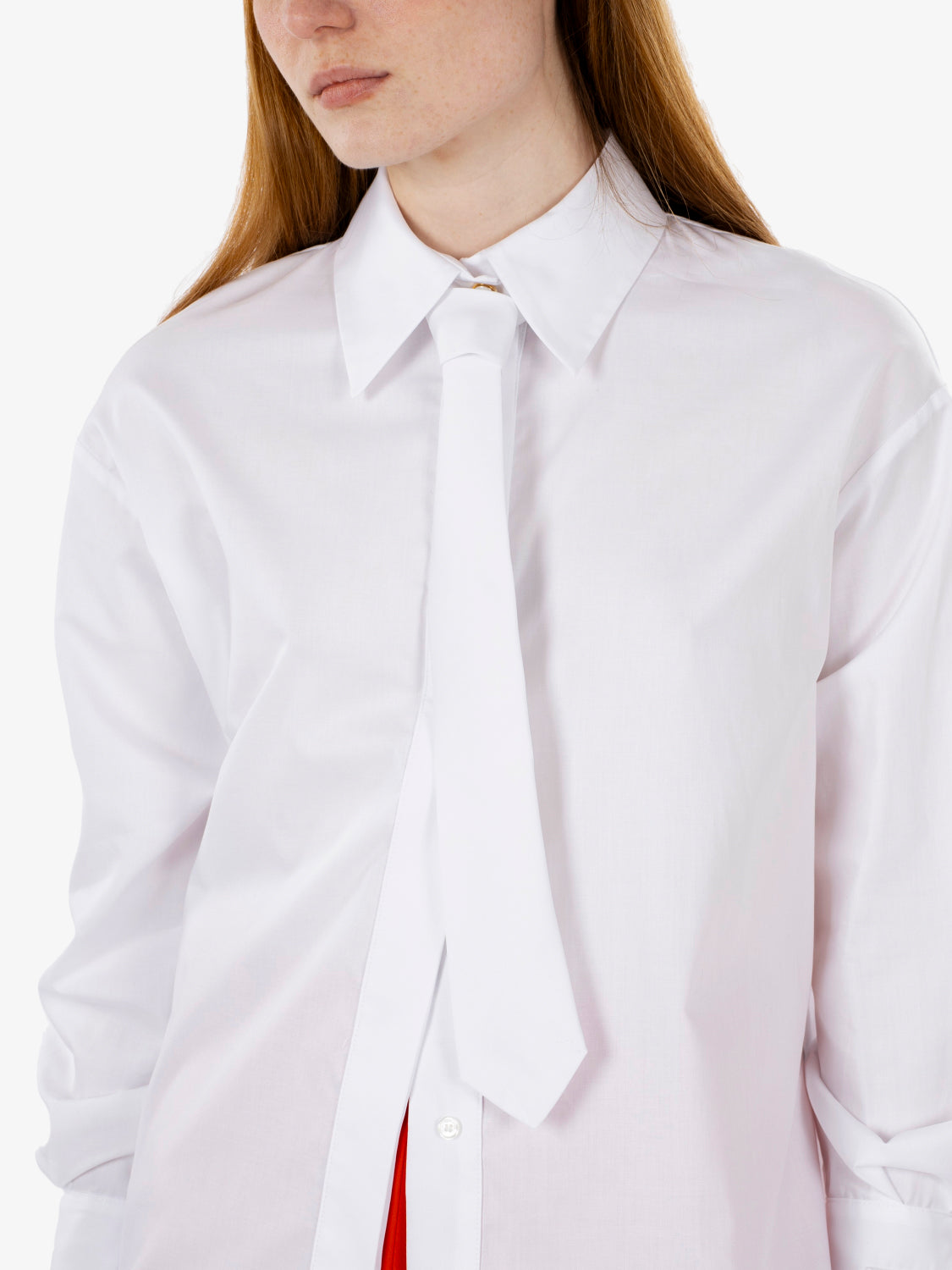 Camicia in cotone con cravatta bianca