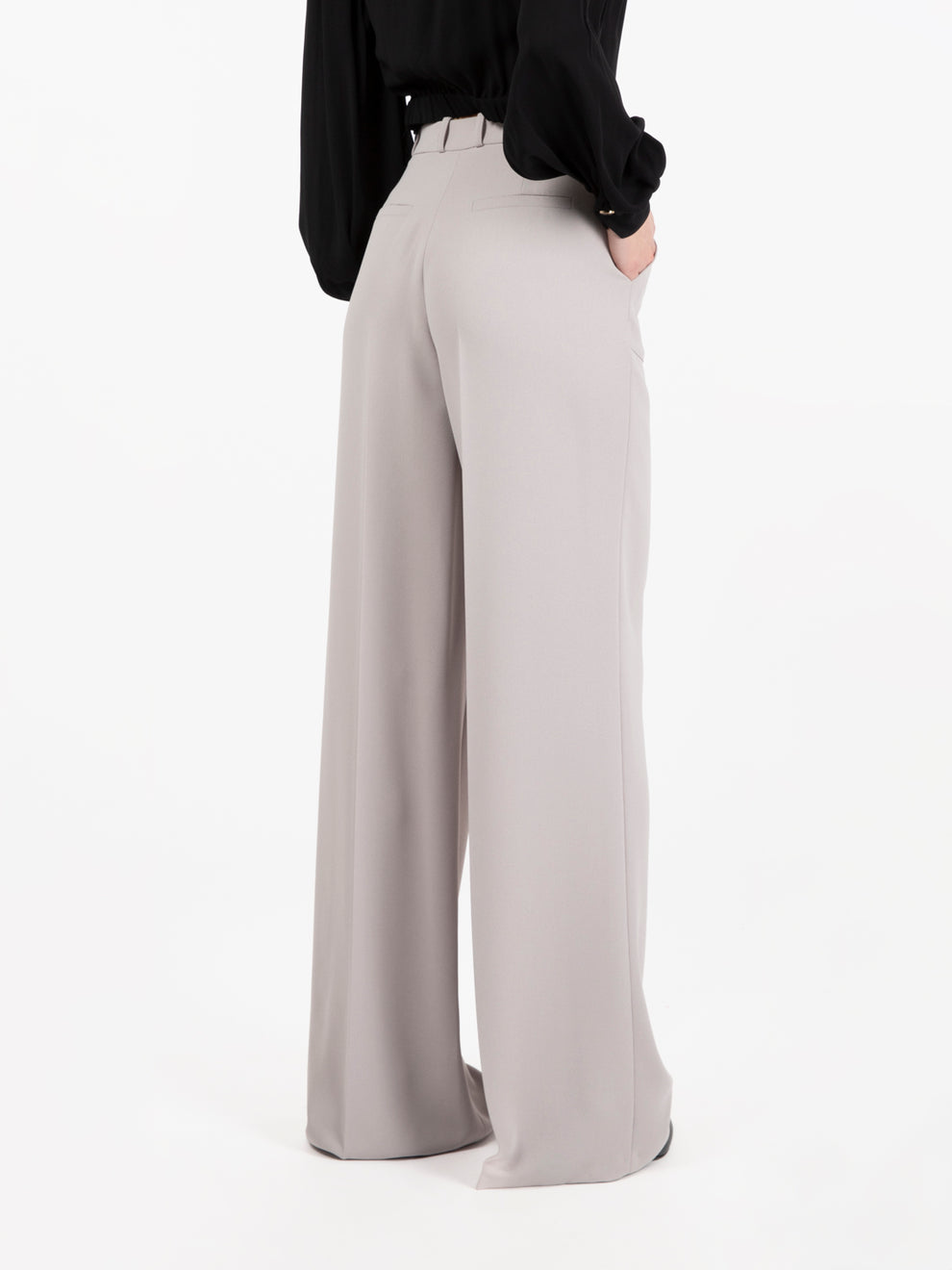 Pantalone ampio in crêpe perla