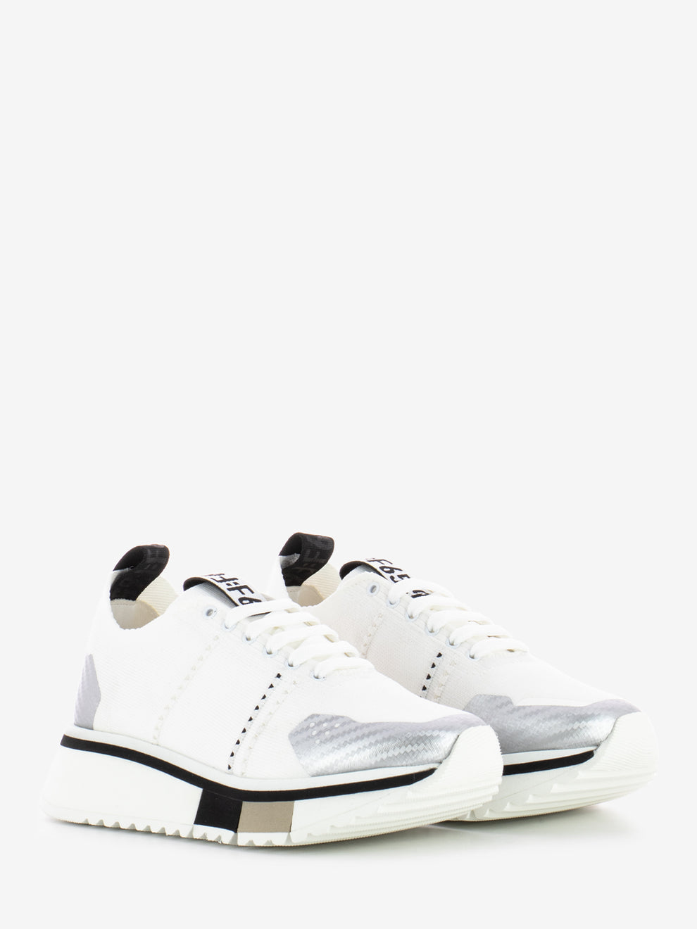 F65 knit white / silver sneakers