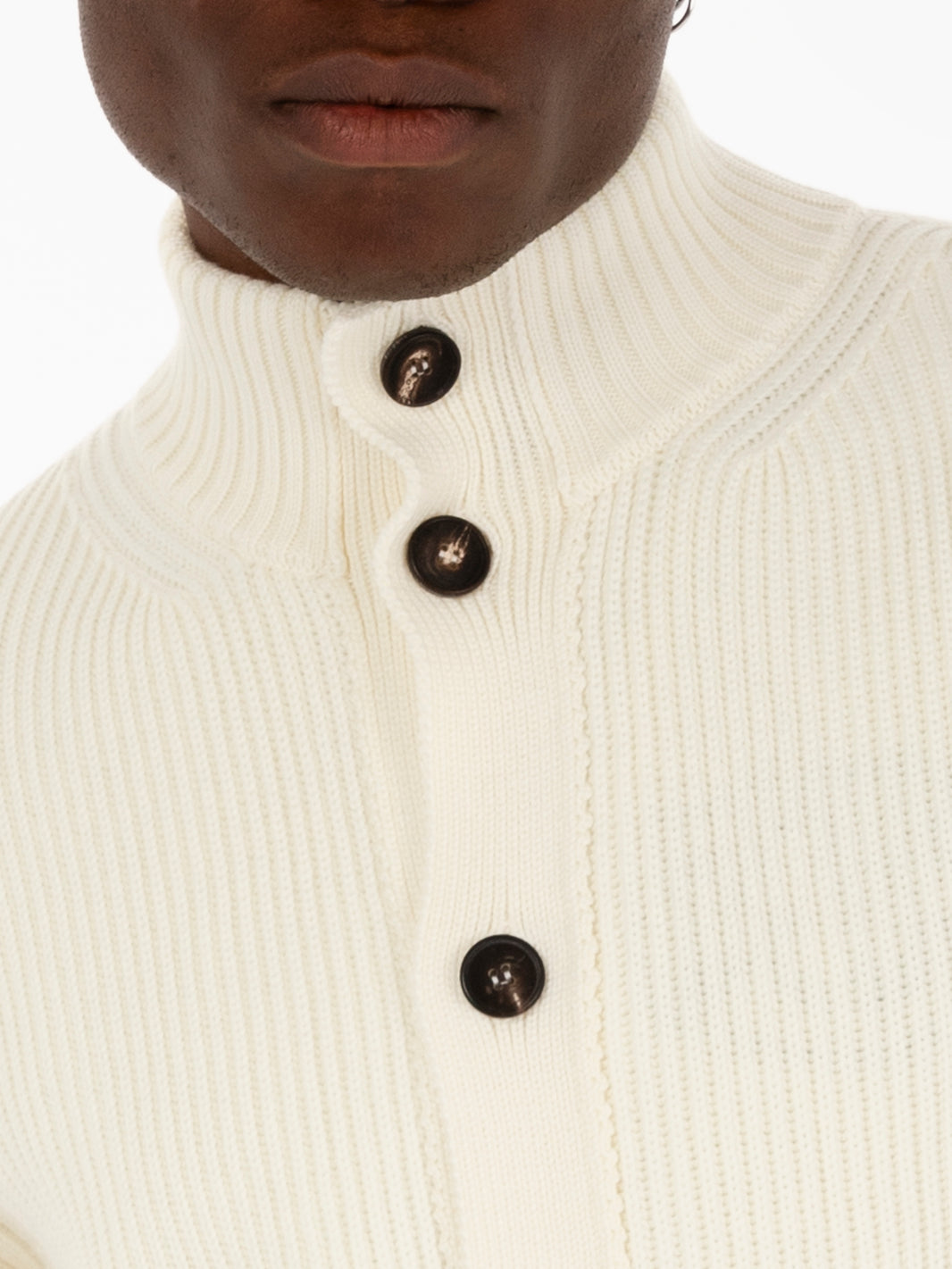 Cardigan in maglia merino latte