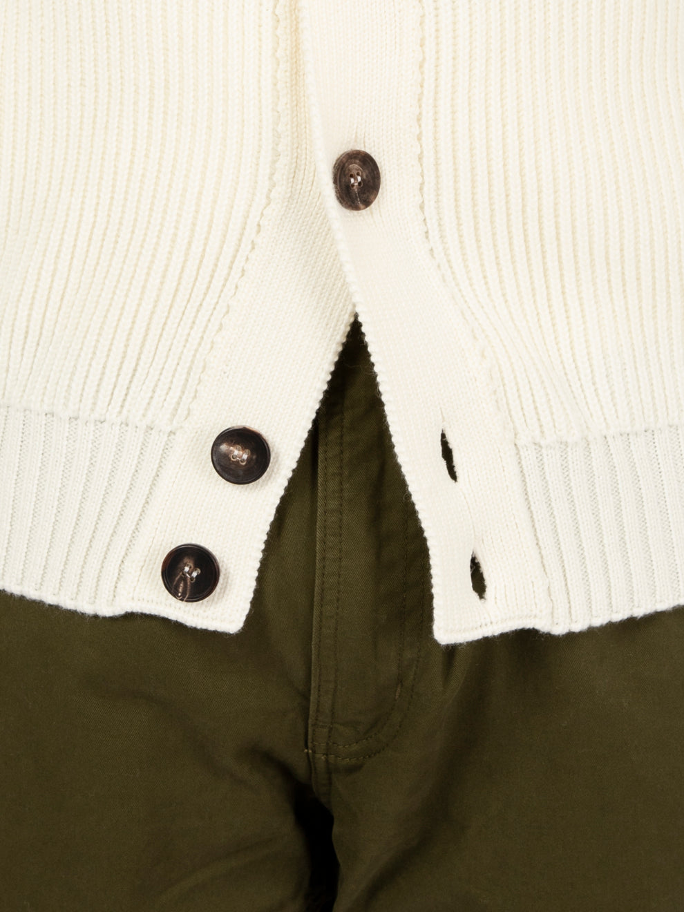 Cardigan in maglia merino latte