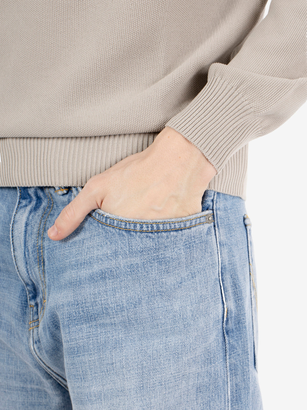 Maglione girocollo punto riso nebbia