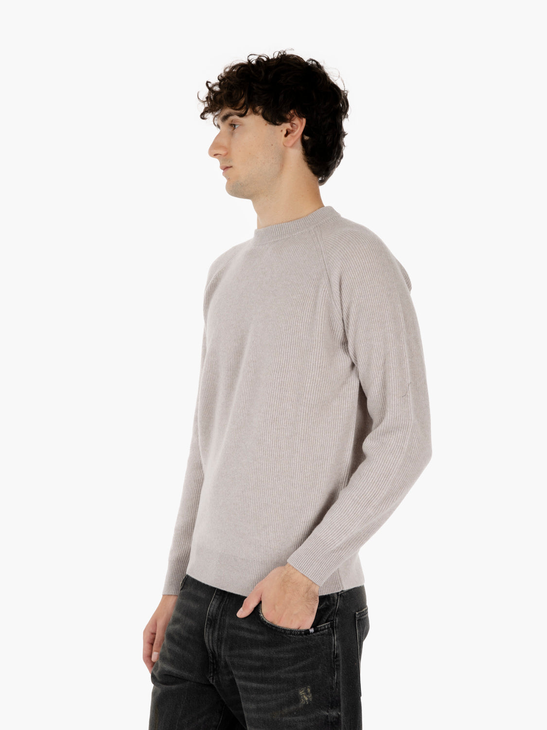 Maglione girocollo spalle raglan pomice