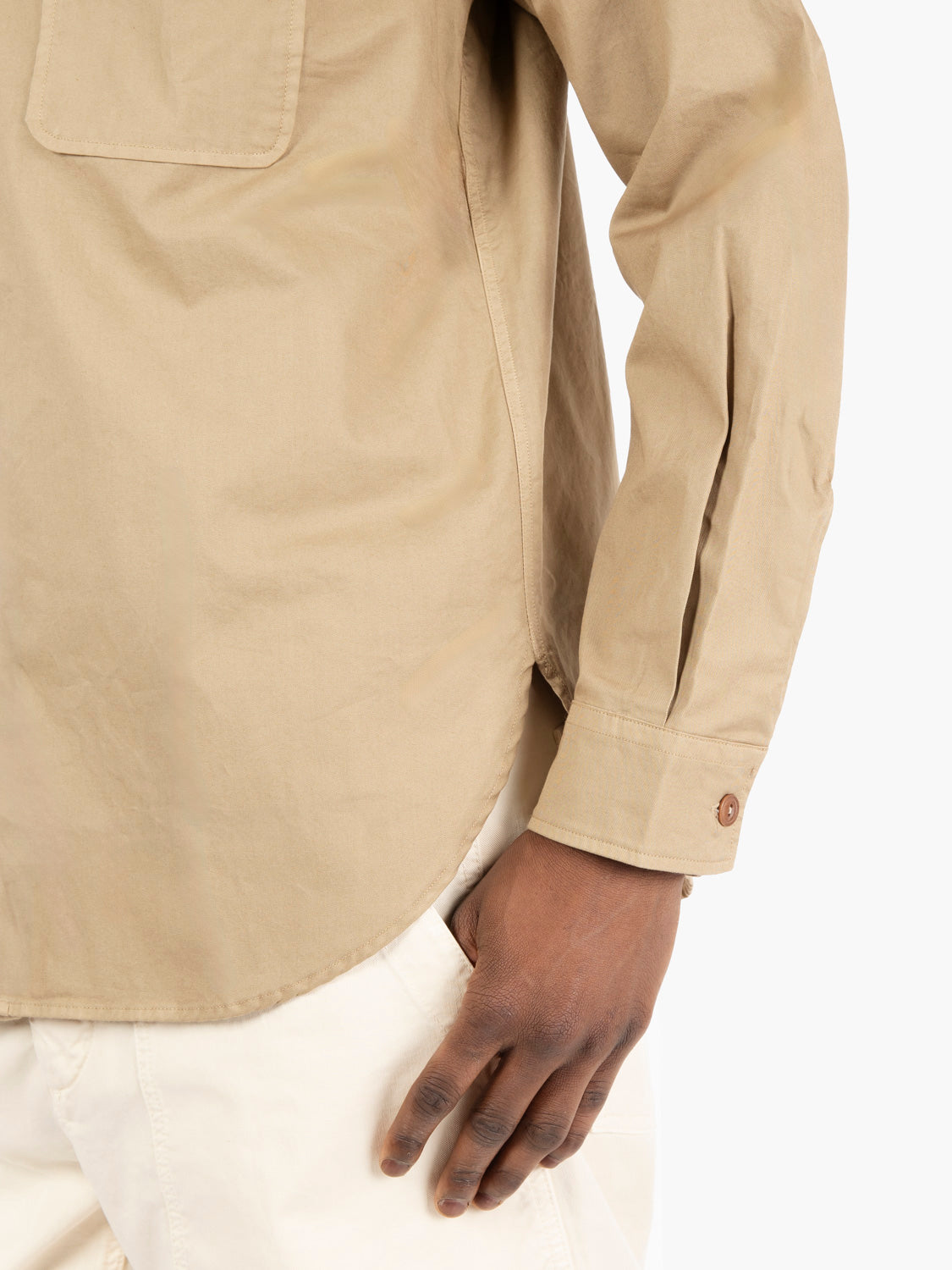 Overshirt with front pockets beige