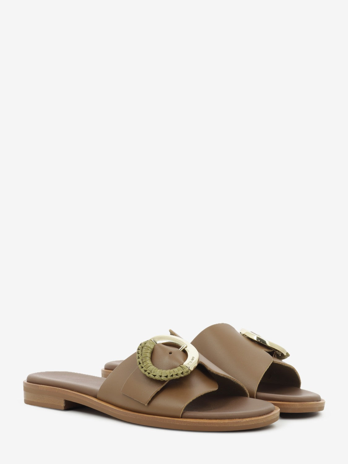Buckle slipper with mou leather