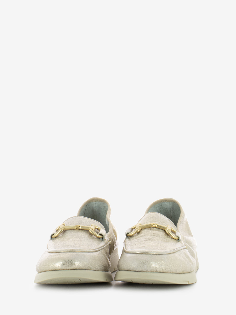 Silvy moccasin with platinum clamp