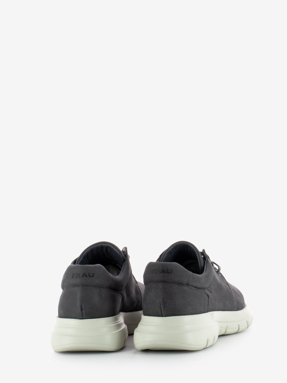 Scarpa casual in nabuk fango