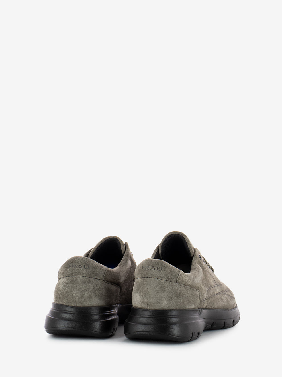 Waxy mink casual shoe