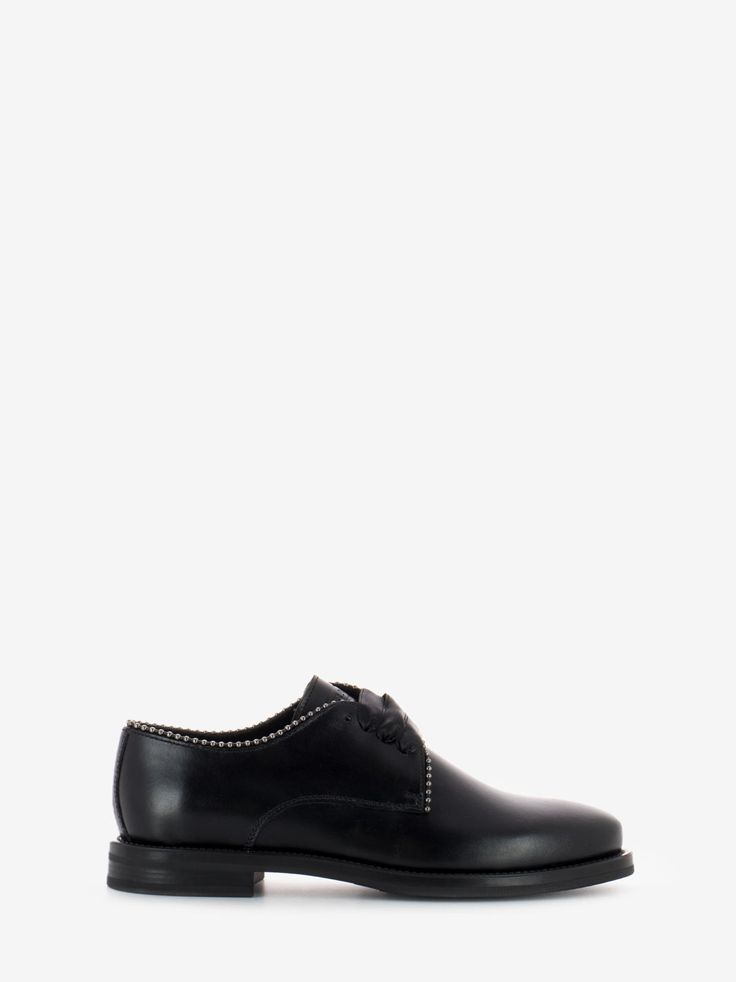 Scarpa derby borchie nero