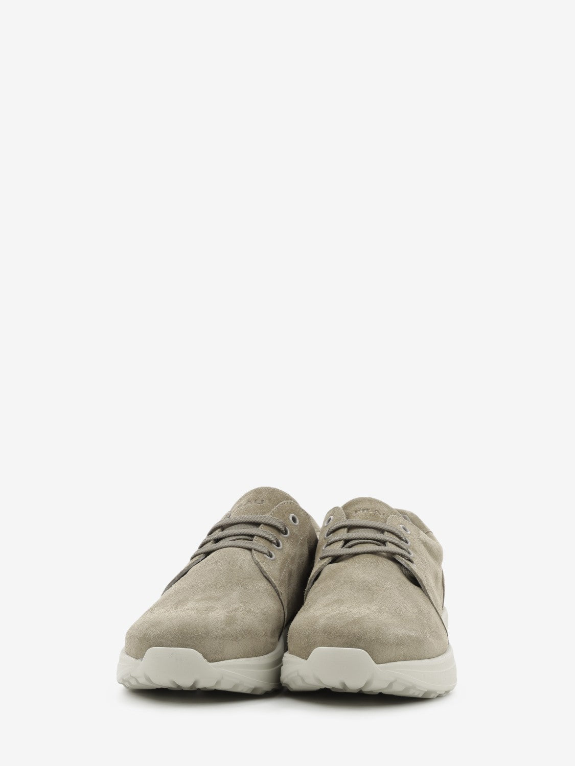 Sand suede sneaker