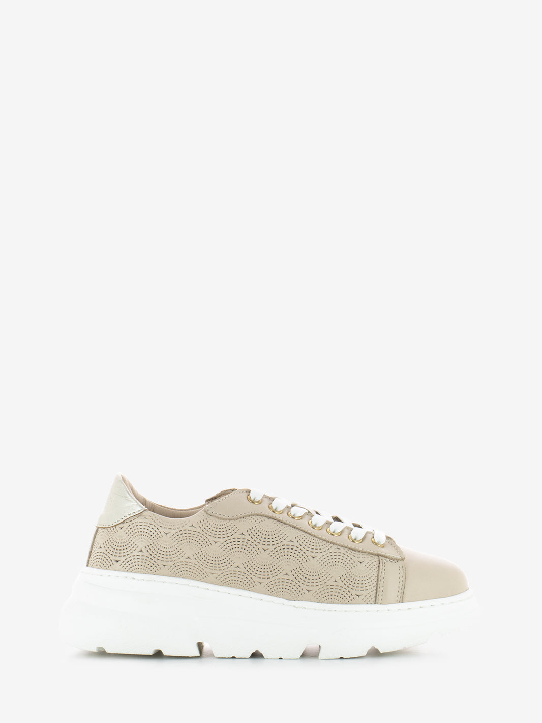 Sneakers traforata in pelle milk