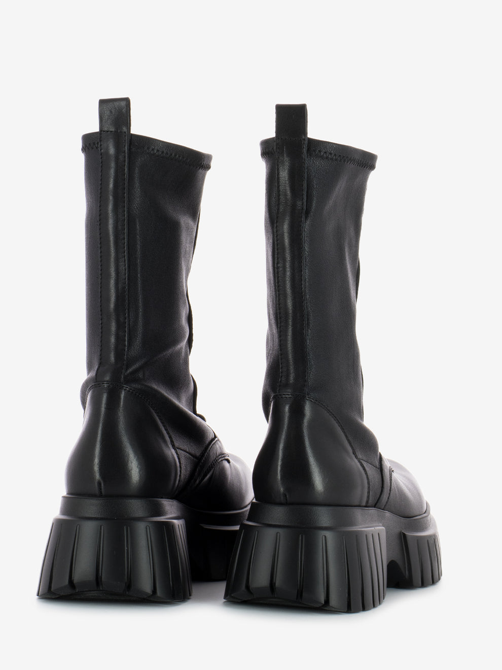 Black Santiago platform amphibian