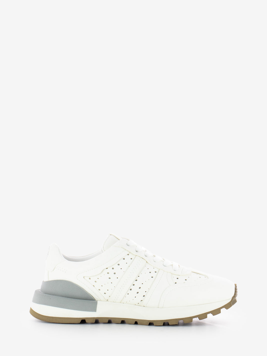 Cloe sneaker in milk leather