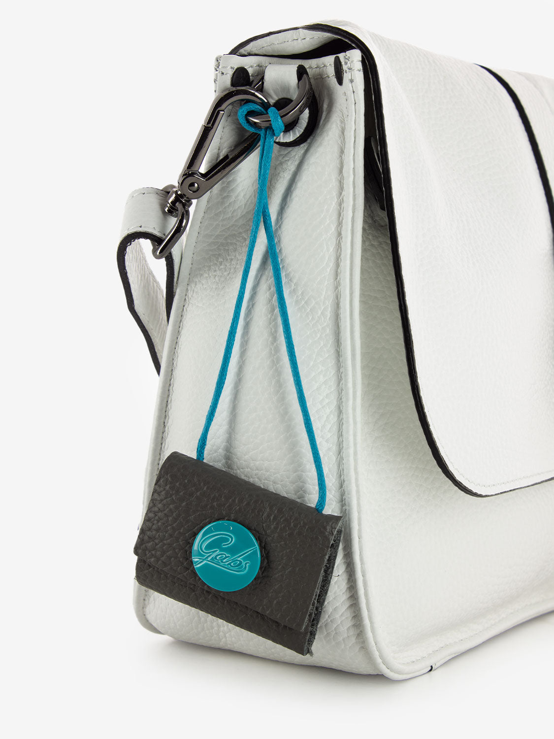 Ivy L bag with white buckle