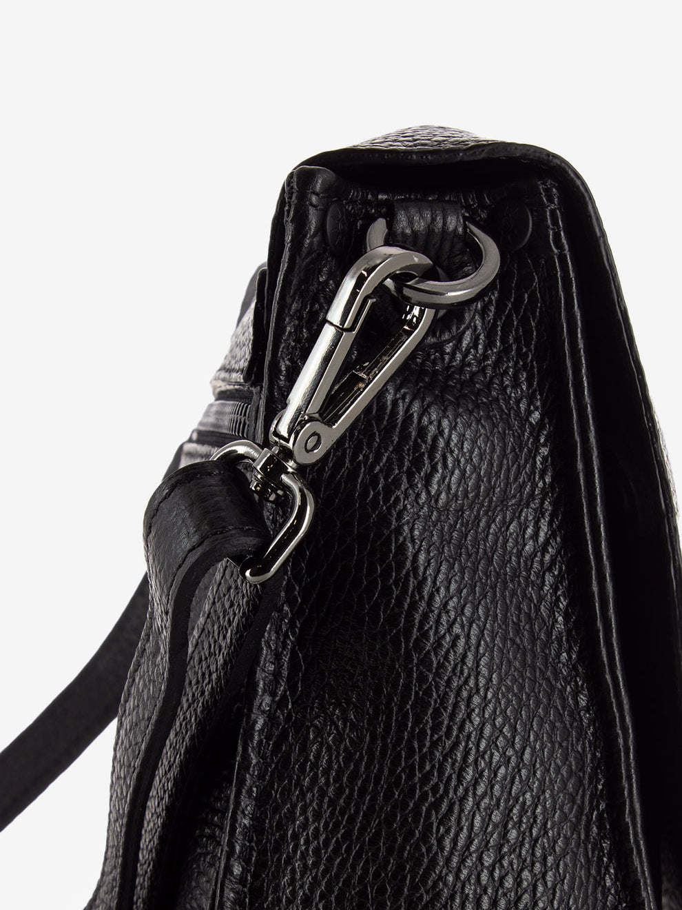 Ivy L bag with black buckle