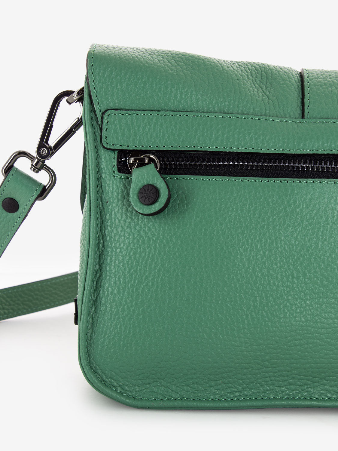 Ivy M shoulder bag with philodendron buckle