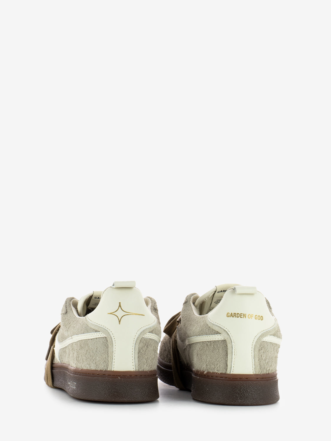 Earth sneakers in taupe / hairy suede
