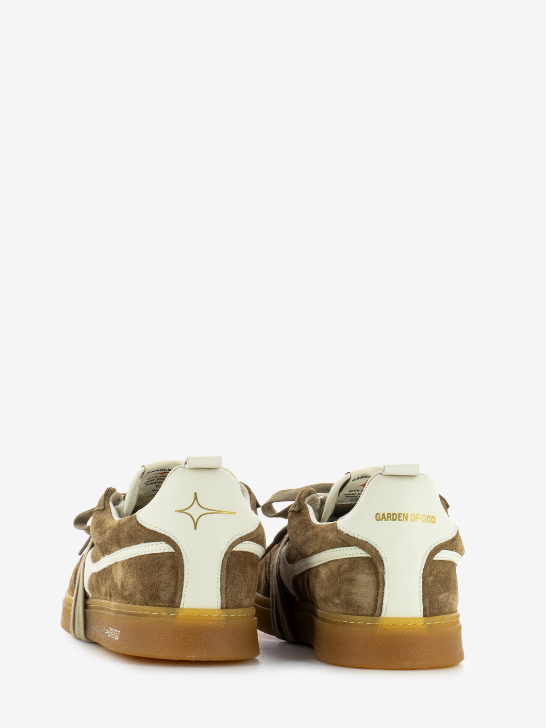 Sneakers in dark beige earth suede