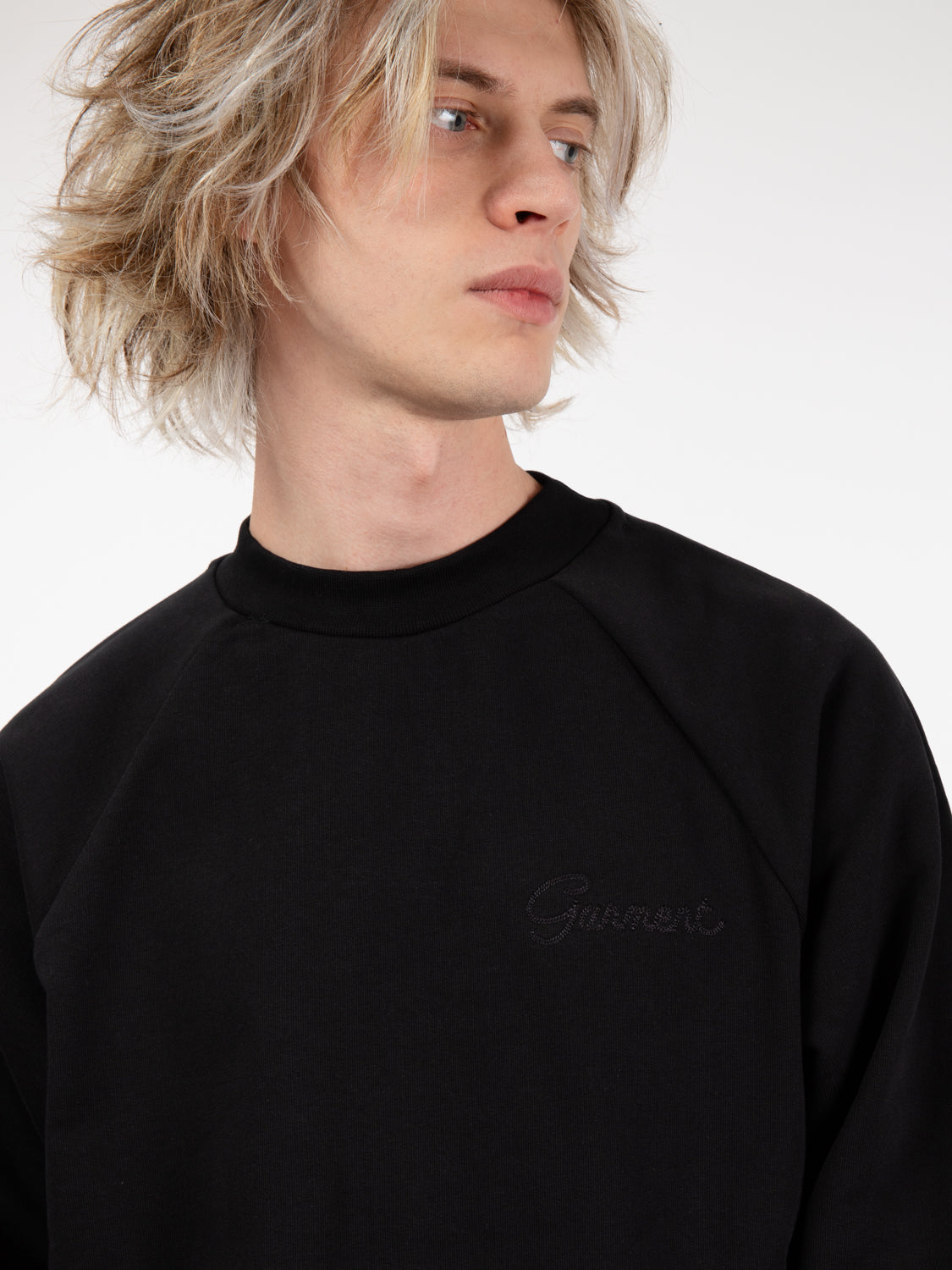 Crewneck sweater raglan chaos black