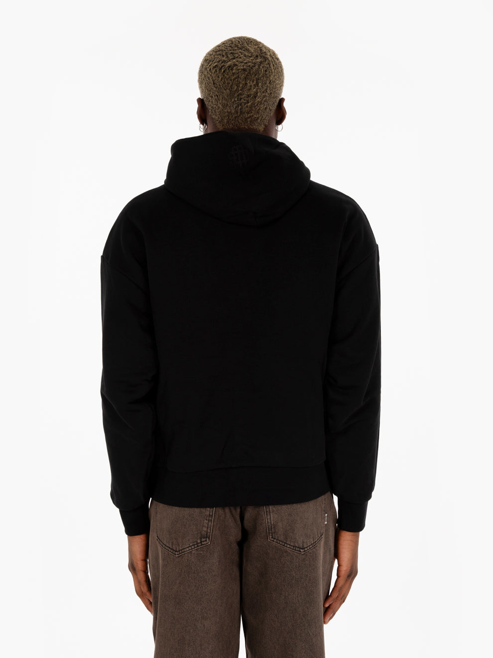 Double layer hoodie with double embroidery chaos black