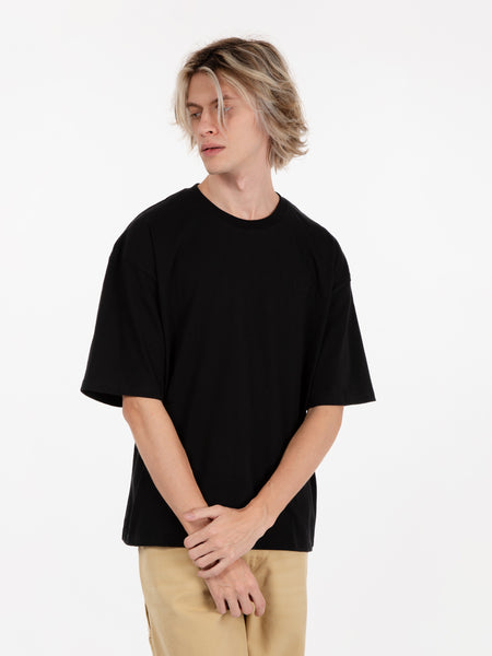 Embroidered basic tee chaos black