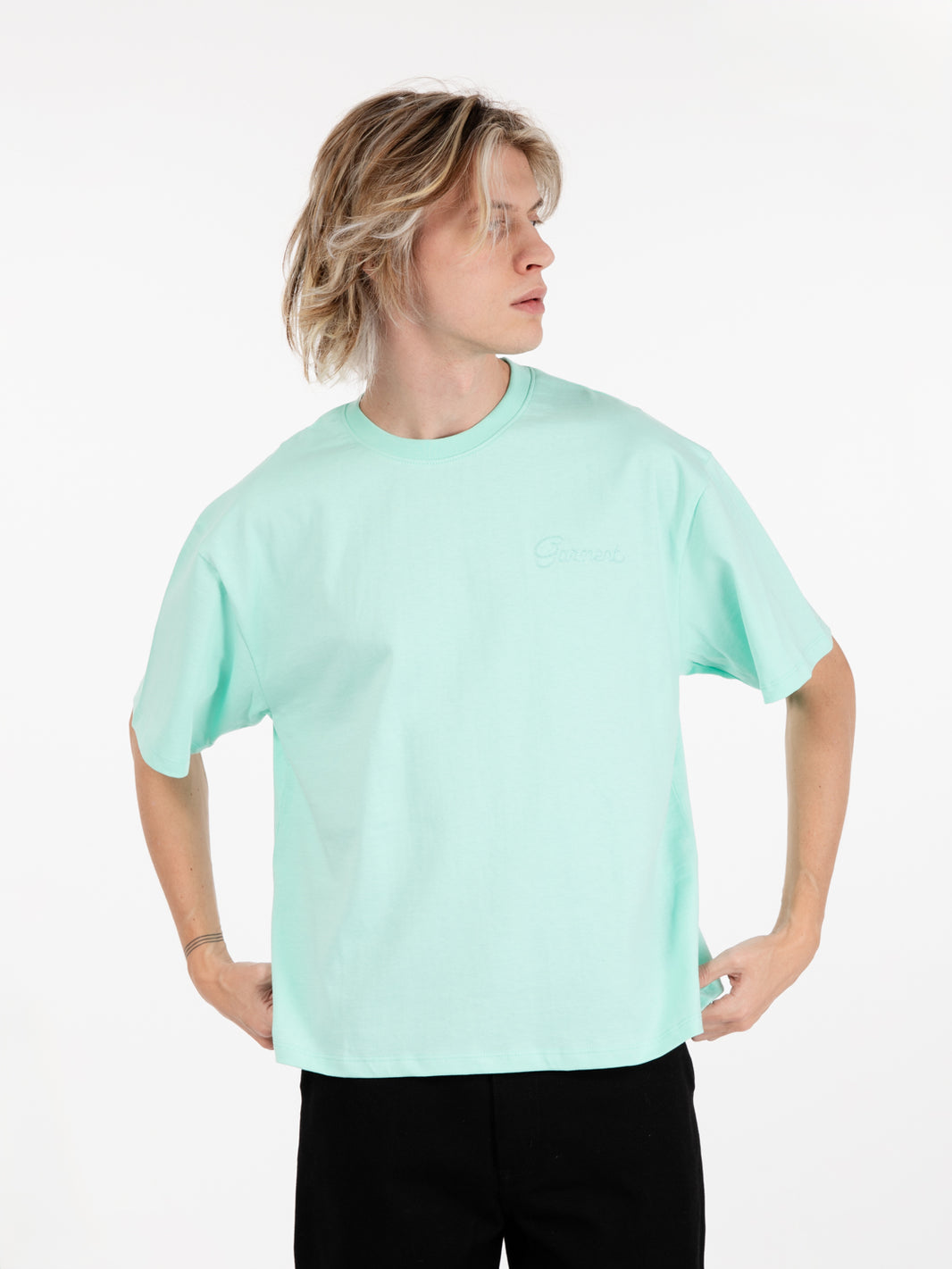 Embroidered basic tee viridian green