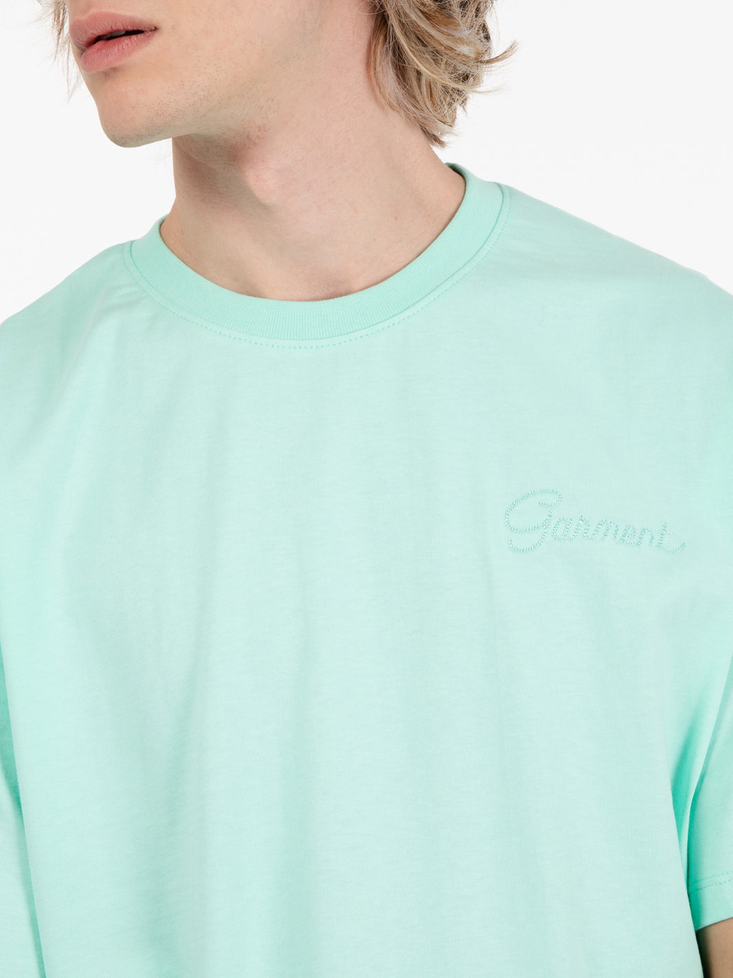 Embroidered basic tee viridian green